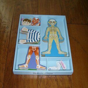 MELISSA & DOUG MAGNETIC HUMAN BODY PLAY SET